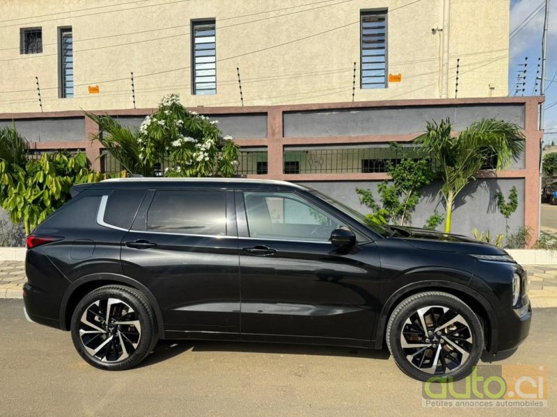 Photo 2 AUTO.CI : Mitsubishi Outlander Full option