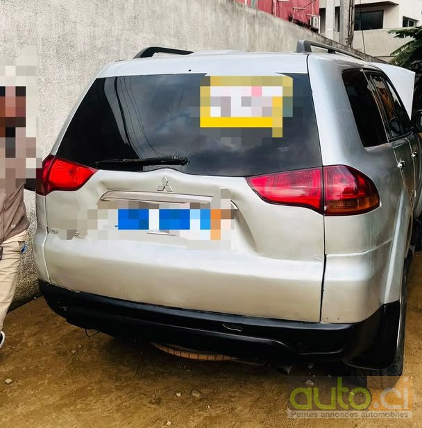 Photo 2 AUTO.CI : Mitsubishi Pajero Sport 2012