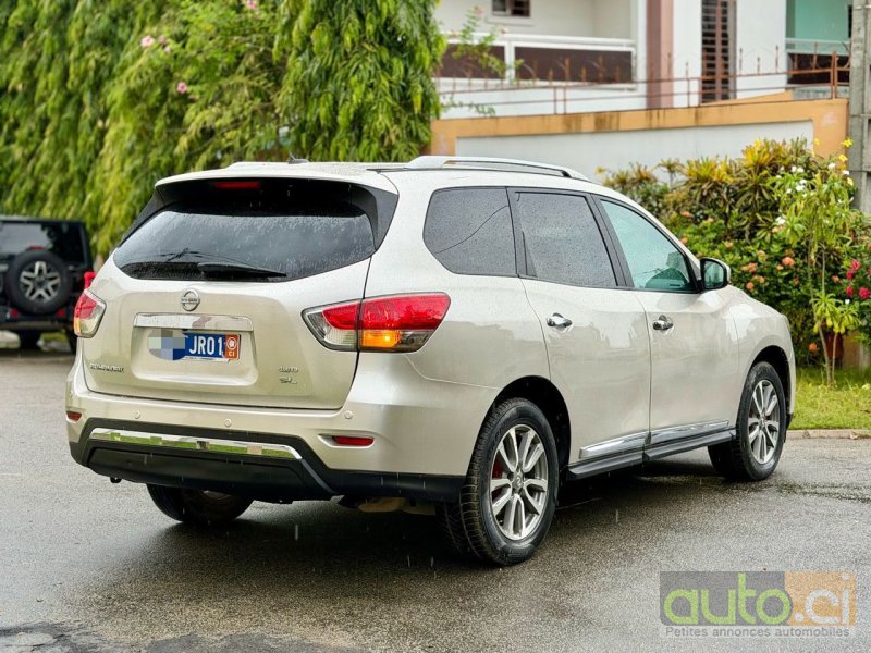 Photo 2 AUTO.CI : Nissan Pathfinder 3.0L.moteur V6