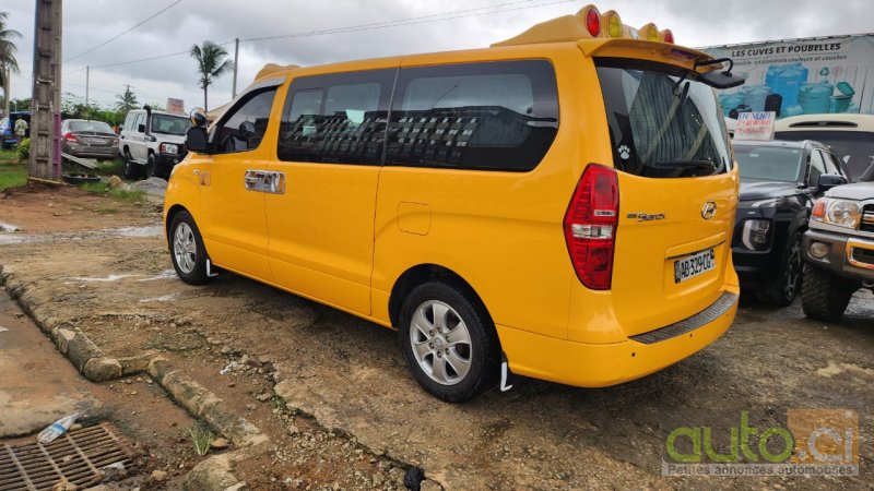 Photo 2 AUTO.CI : Hyundai H-1 2.0L  12 places 