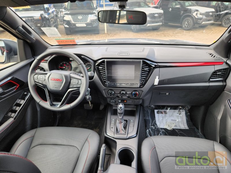 Photo 2 AUTO.CI : Isuzu D-MAX  Xrider