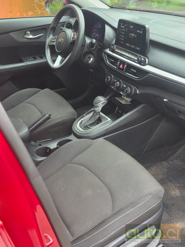 Photo 2 AUTO.CI : KIA Forte Importé avec 2 clés