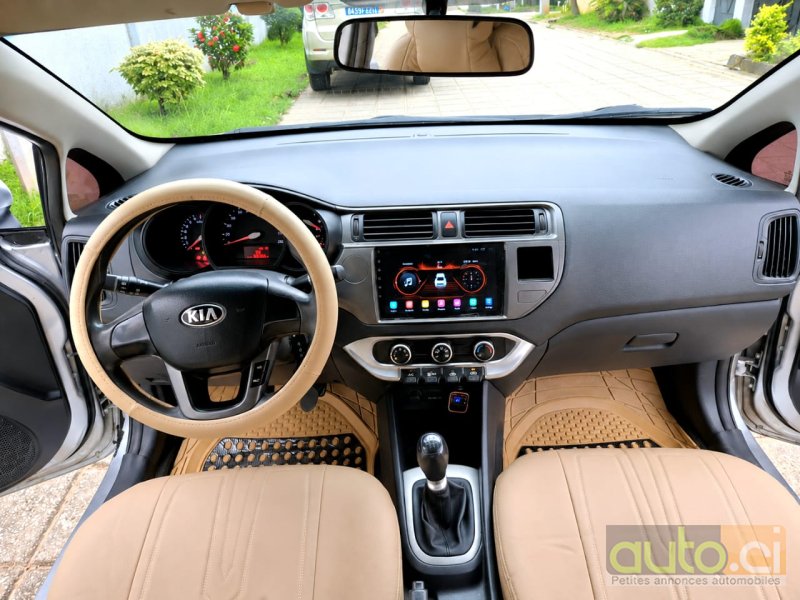Photo 2 AUTO.CI : KIA Rio Normal 
