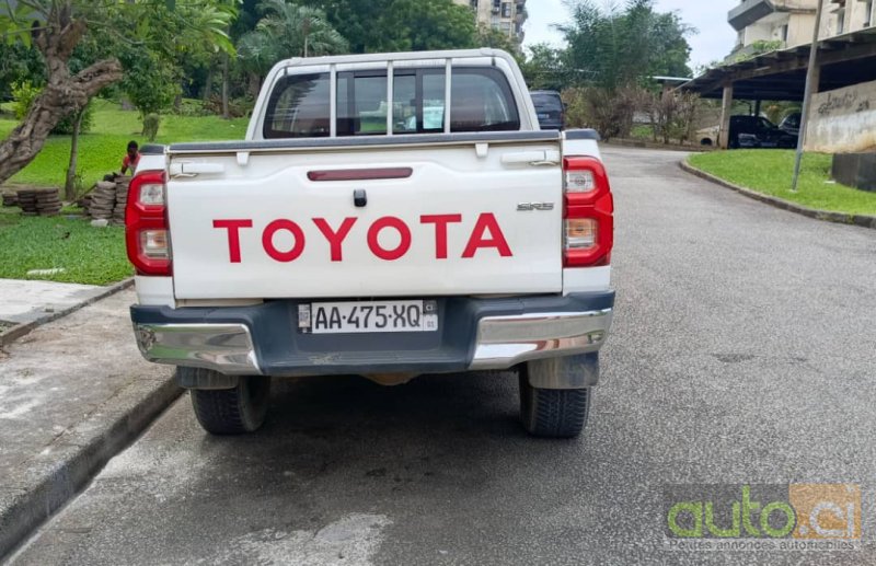 Photo 2 AUTO.CI : Toyota Hilux moteur vvti