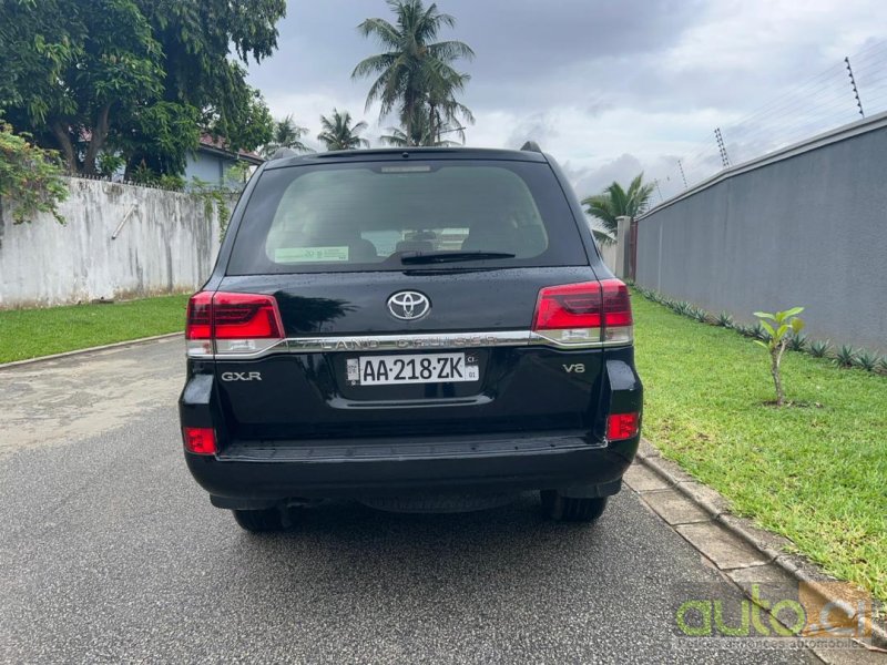 Photo 2 AUTO.CI : Toyota Land Cruiser 3.0L moteur V8 modèle GX-