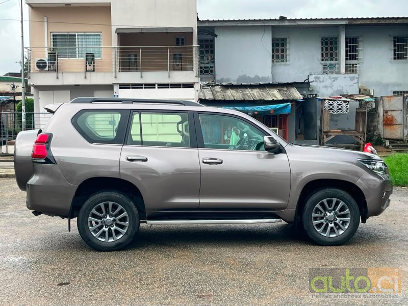 Photo 2 AUTO.CI : Toyota Prado VX V6