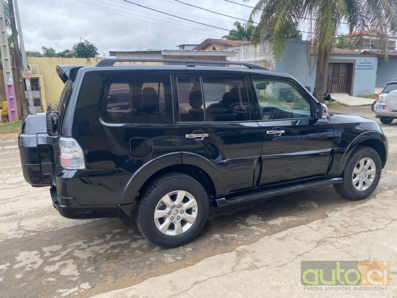 Photo 3 AUTO.CI : Mitsubishi Pajero 3.0L 