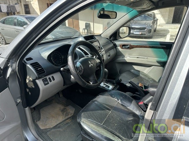 Photo 3 AUTO.CI : Mitsubishi Pajero Sport KH