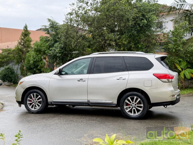 Photo 3 AUTO.CI : Nissan Pathfinder 3.0L.moteur V6
