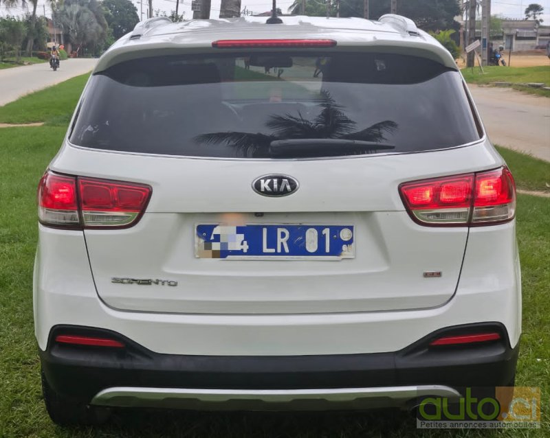 Photo 3 AUTO.CI : KIA Sorento Moteur 4cylindres 