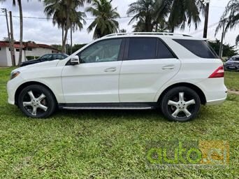 Photo 3 AUTO.CI : Mercedes Classe ML Modèle 350 moteur V6