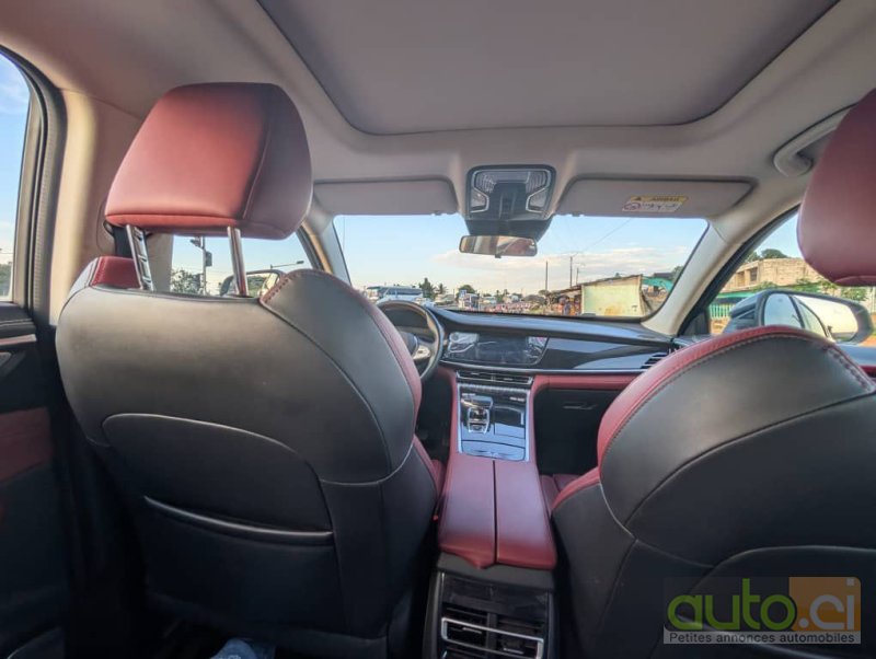 Photo 4 AUTO.CI : Changan CS85 Full options maison mère 