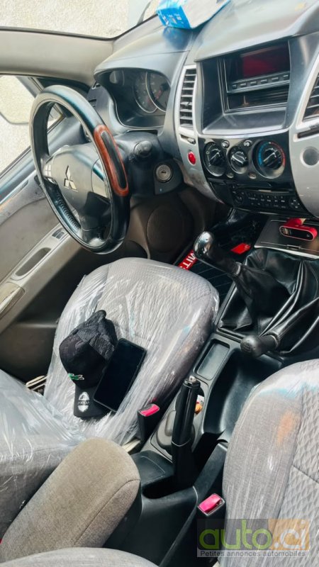 Photo 4 AUTO.CI : Mitsubishi Pajero Sport 2012