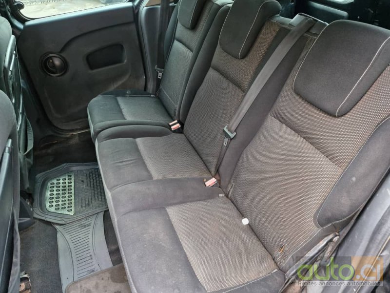 Photo 4 AUTO.CI : Renault Kangoo 1.6 