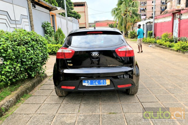 Photo 4 AUTO.CI : KIA Rio 2014/2015