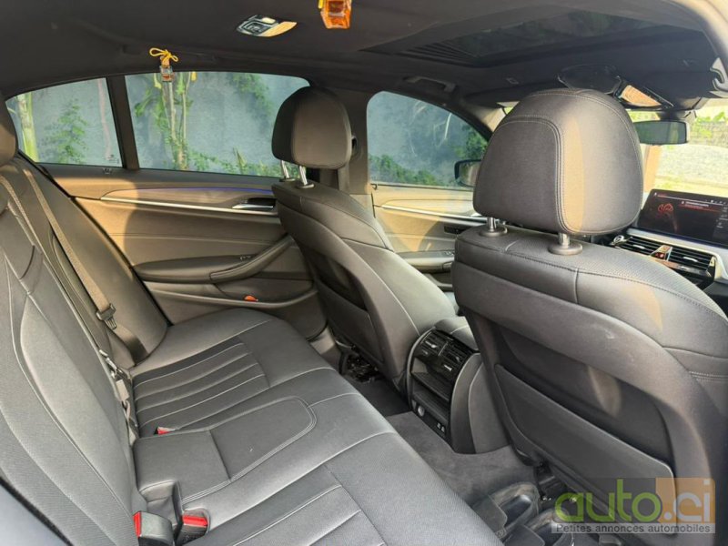 Photo 4 AUTO.CI : BMW 530 Moteur 4 cylindres 