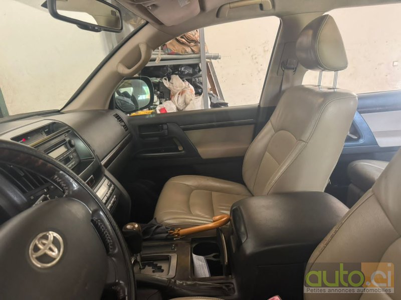 Photo 4 AUTO.CI : Toyota Land Cruiser Moteur V8 