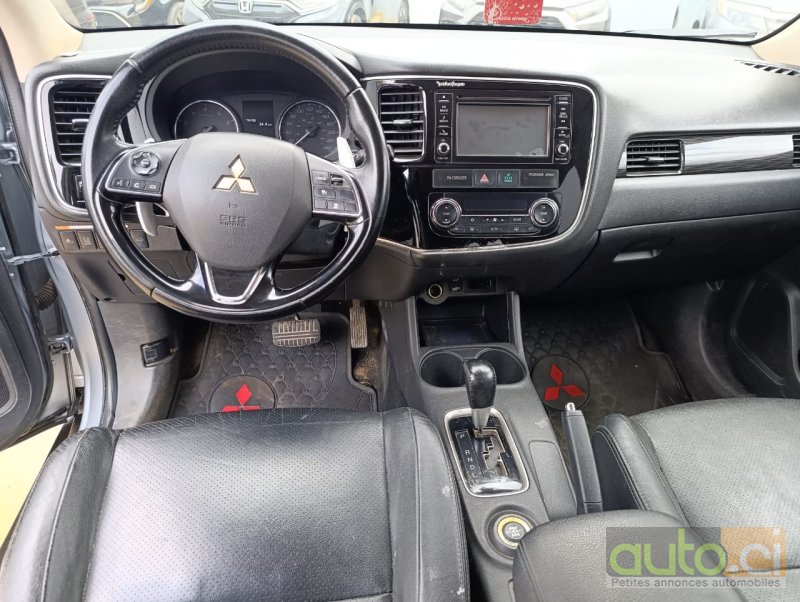 Photo 5 AUTO.CI : Mitsubishi Outlander 2.0 Full option
