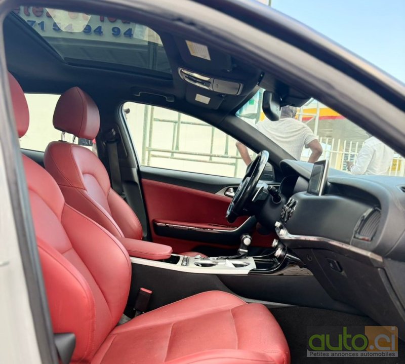 Photo 5 AUTO.CI : KIA Stinger 3.0 v6