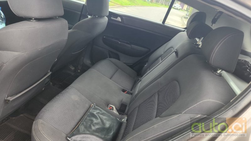 Photo 5 AUTO.CI : KIA Sportage 2.0L 