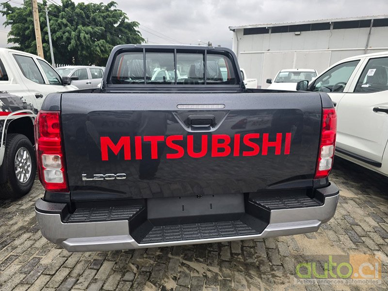 Photo 6 AUTO.CI : Mitsubishi L200 2025