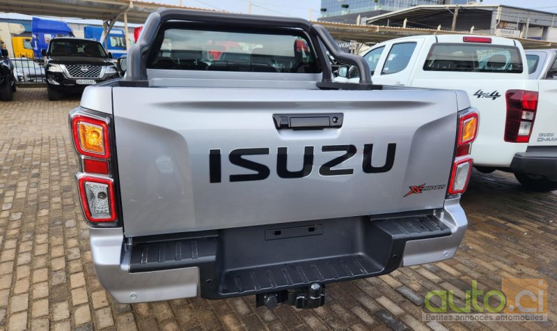 Photo 6 AUTO.CI : Isuzu D-MAX  Xrider