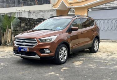 Annonce AUTO.CI : Ford Escort Ford escape
