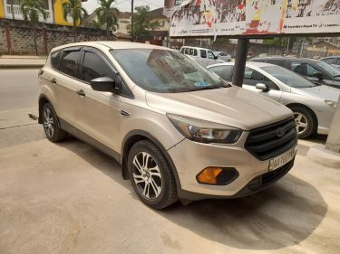 Annonce AUTO.CI : Ford Escort Escape 1.4