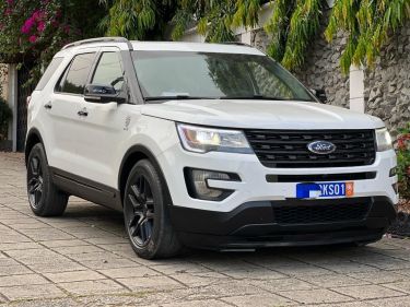 Annonce AUTO.CI : Ford Explorer 8