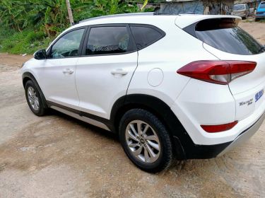 Annonce AUTO.CI : Ford Explorer AMERICAIN
