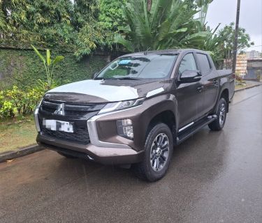 Annonce AUTO.CI : Mitsubishi L200 Acheté Chez concessionair