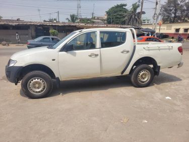 Annonce AUTO.CI : Mitsubishi L200 DI.D 