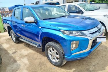 Annonce AUTO.CI : Mitsubishi L200 4x4 