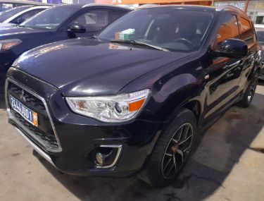 Annonce AUTO.CI : Mitsubishi Outlander Vehicule 2ieme main super