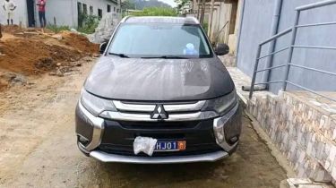 Annonce AUTO.CI : Mitsubishi Outlander By cfao mitsubishi vendu 