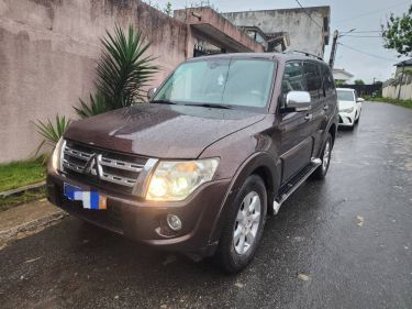 Annonce AUTO.CI : Mitsubishi Pajero Acheté chez CFAO 7places 