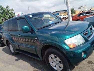 Annonce AUTO.CI : Mitsubishi Pajero Pajero DID 7 places assis