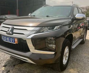 Annonce AUTO.CI : Mitsubishi Pajero Véhicule achetez chez con