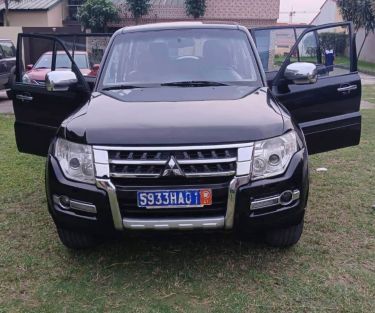 Annonce AUTO.CI : Mitsubishi Pajero Moteur V6 7 places 