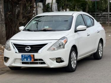 Annonce AUTO.CI : Nissan 200 SX Modèle versa moteur 1.4