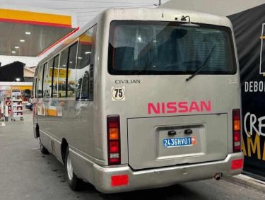 Annonce AUTO.CI : Nissan Interstar Civilian 28 places