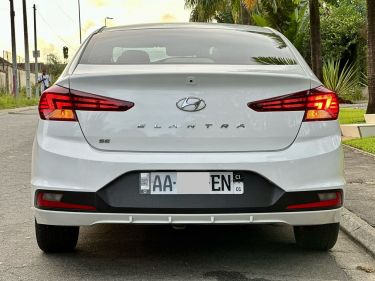 Annonce AUTO.CI : Hyundai Elantra BERLINE