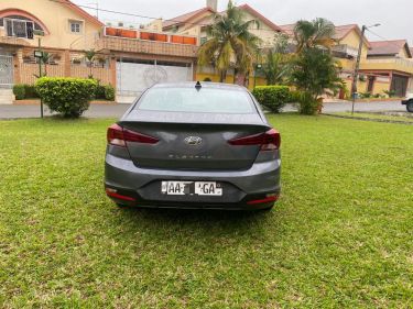 Annonce AUTO.CI : Hyundai Elantra BERLINE