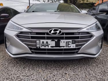 Annonce AUTO.CI : Hyundai Elantra Hyundai elantra 2020 boit