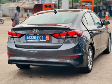 Annonce AUTO.CI : Hyundai Elantra 8