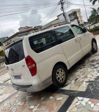 Annonce AUTO.CI : Hyundai H1 HYUNDAI H1 2015