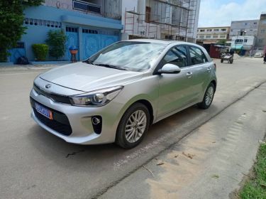 Annonce AUTO.CI : KIA 'Ceed KIA RIO