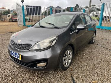 Annonce AUTO.CI : KIA Rio Vehicule 2ieme main super