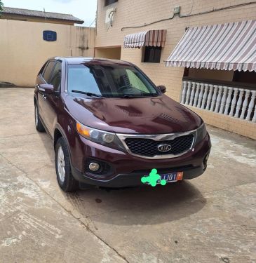 Annonce AUTO.CI : KIA Sorento Essence boîte manuelle 