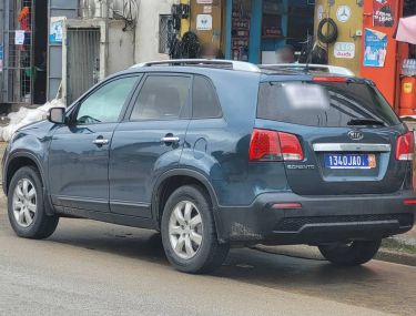 Annonce AUTO.CI : KIA Sorento 2013